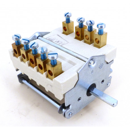 COMMUTATEUR 4POSITIONS 0/1/2/3 250V 32A TMAXI 150°C - TIQ8706